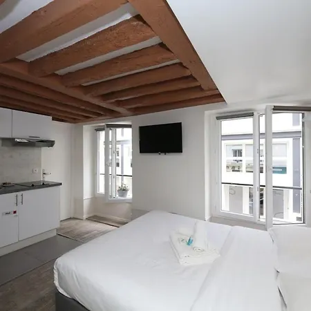 Studio Parisien 20m2 En Face Du Musee Grevin - 2p * París
